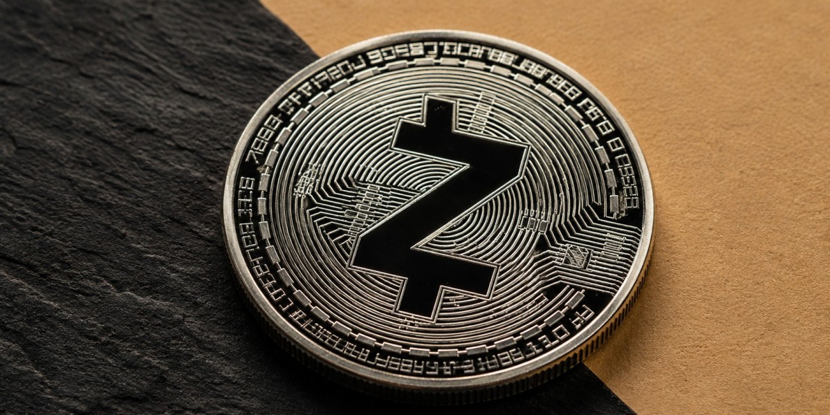 Zcash откатился к $550: трейдеры удерживают 33% роста за неделю и ждут продолжения ралли